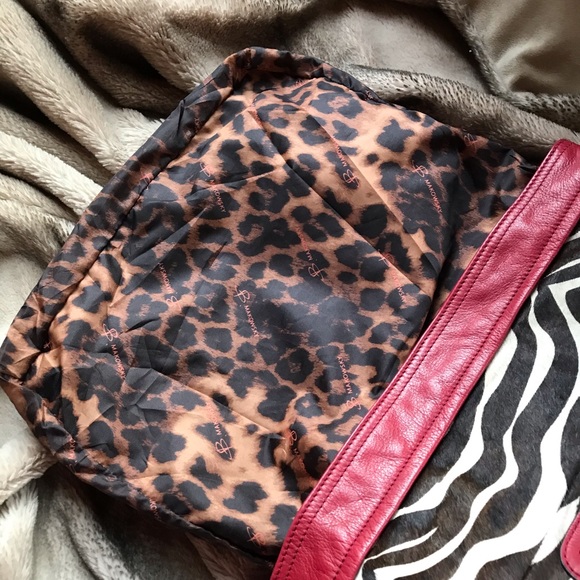 B. Makowsky Leather/Cow Hair Bucket/Shoulder Bag - Picture 4 of 7